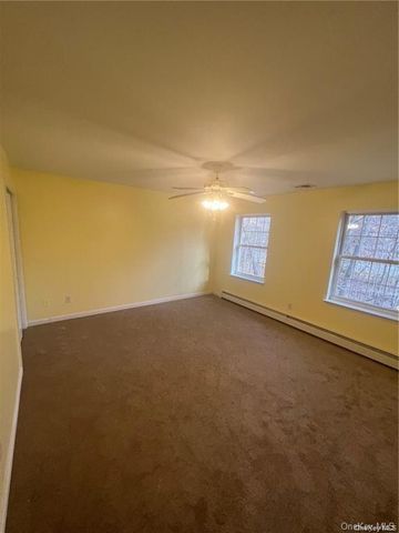 169 Cedar Cliff Road, Monroe, NY 10950