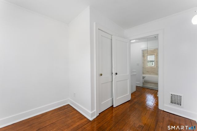 57 Washington Circle, West Hartford, CT 06119