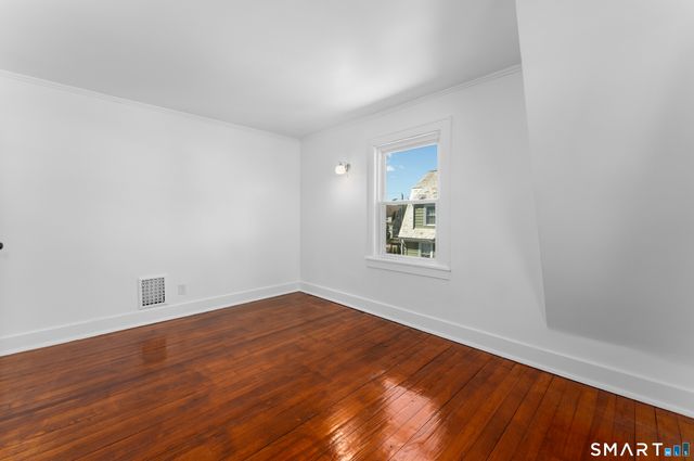 57 Washington Circle, West Hartford, CT 06119