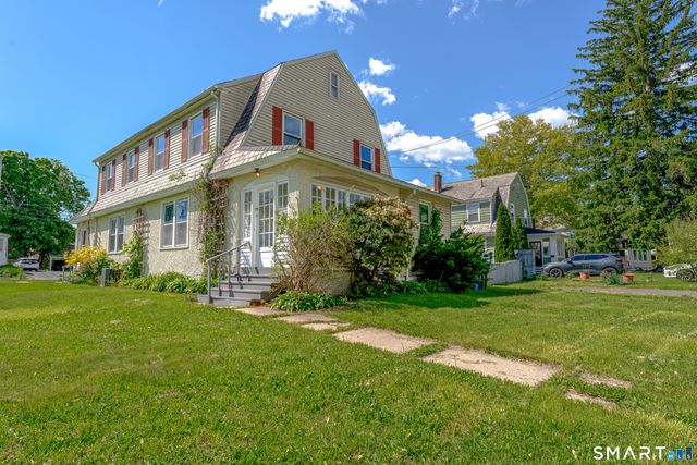 57 Washington Circle, West Hartford, CT 06119