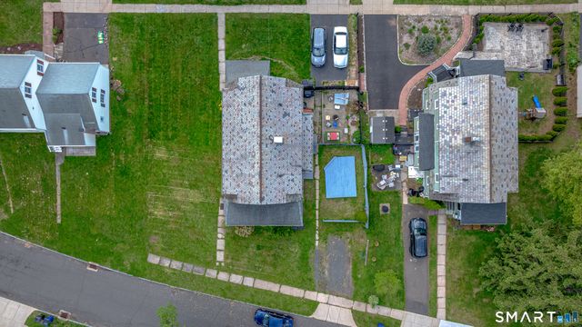 57 Washington Circle, West Hartford, CT 06119