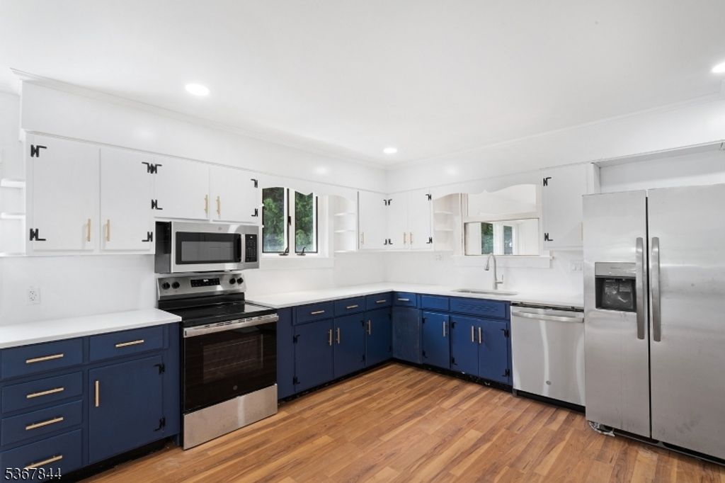 19 Pleasant View Ave, Washington Twp., NJ 07882