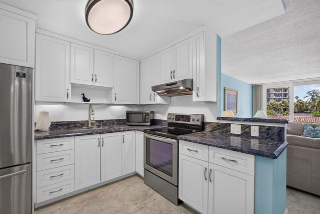 630 OCEAN Drive 209, Juno Beach, FL 33408