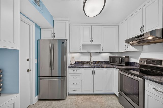 630 OCEAN Drive 209, Juno Beach, FL 33408