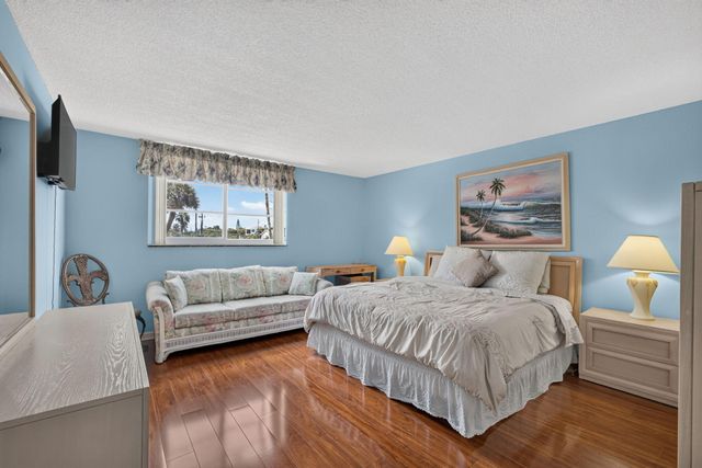 630 OCEAN Drive 209, Juno Beach, FL 33408