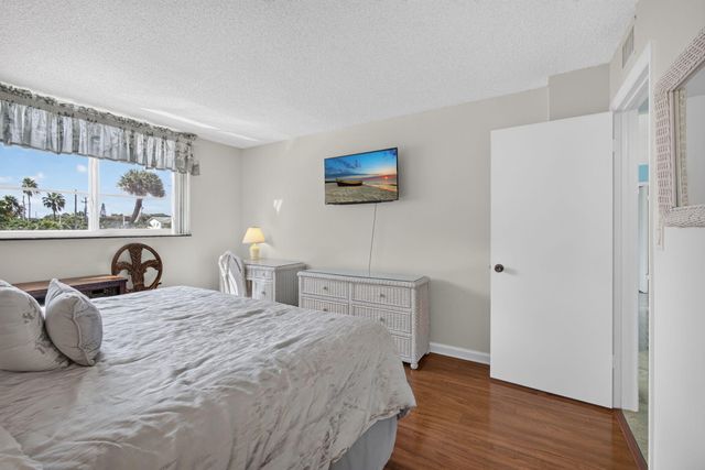 630 OCEAN Drive 209, Juno Beach, FL 33408