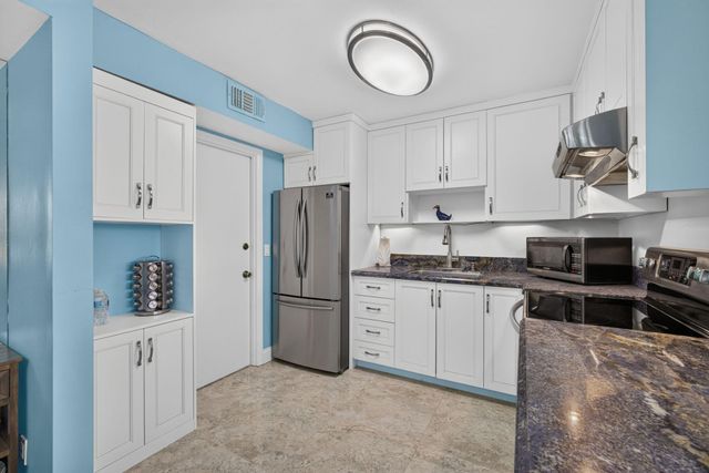630 OCEAN Drive 209, Juno Beach, FL 33408