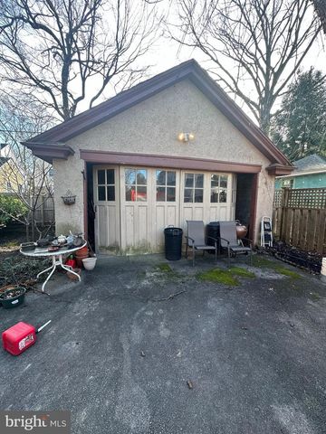 406 ANTHWYN RD, Narberth, PA 19072