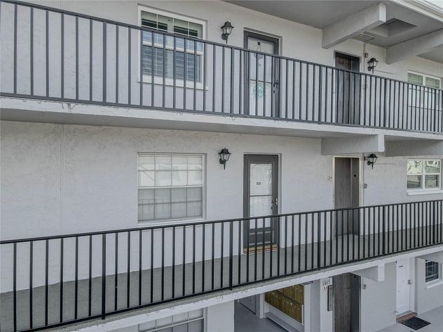 1415 DOOLITTLE LANE 204, Dunedin, FL 34698