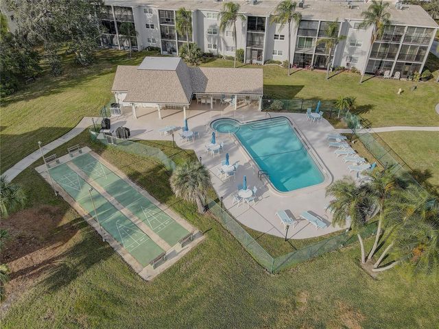 1415 DOOLITTLE LANE 204, Dunedin, FL 34698
