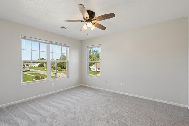 702 Marshall Court N, Prairie City, IA 50228