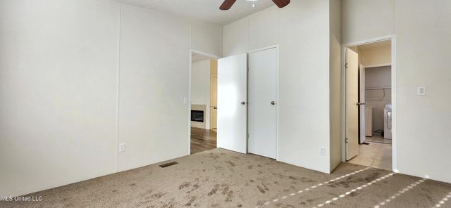 2820 N 19th Street, Ocean Springs, MS 39564