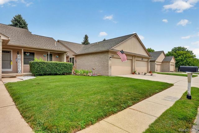 23553 Northport Drive, Clinton Township, MI 48036