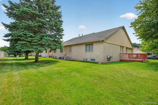 23553 Northport Drive, Clinton Township, MI 48036