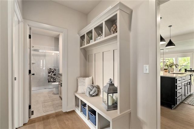 6034 Apache Drive, Shawnee, KS 66226