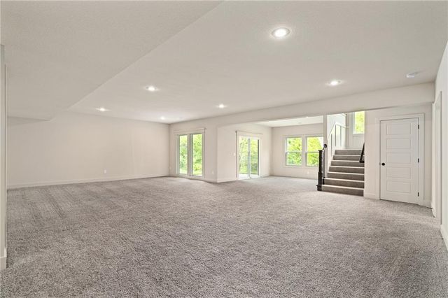 6034 Apache Drive, Shawnee, KS 66226