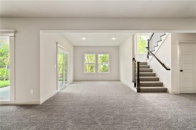 6034 Apache Drive, Shawnee, KS 66226