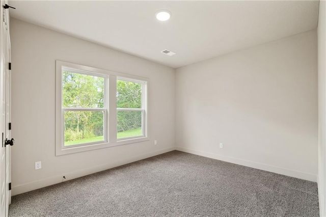6034 Apache Drive, Shawnee, KS 66226
