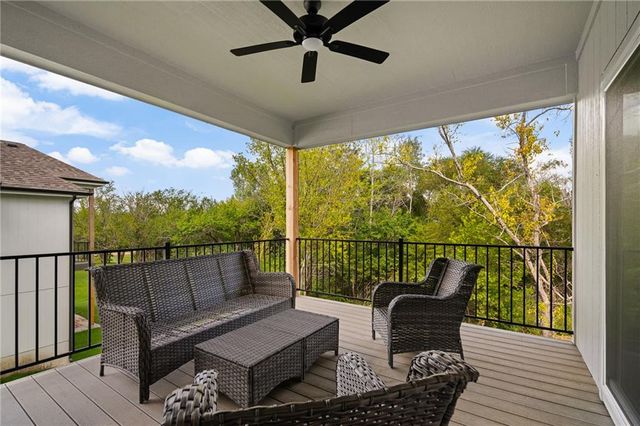 6034 Apache Drive, Shawnee, KS 66226