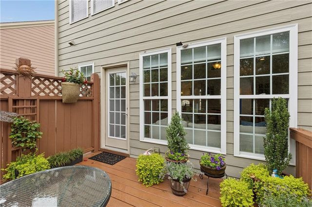 1881 Ridgemont Lane, Decatur, GA 30033