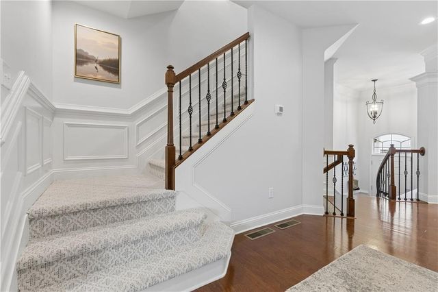 1881 Ridgemont Lane, Decatur, GA 30033