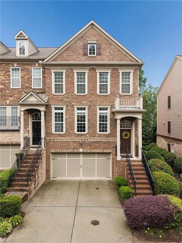 1881 Ridgemont Lane, Decatur, GA 30033