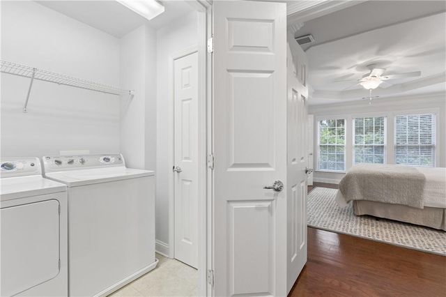 1881 Ridgemont Lane, Decatur, GA 30033
