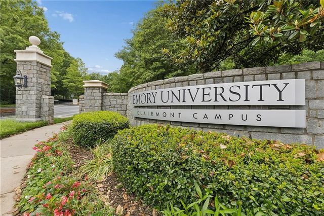 1881 Ridgemont Lane, Decatur, GA 30033