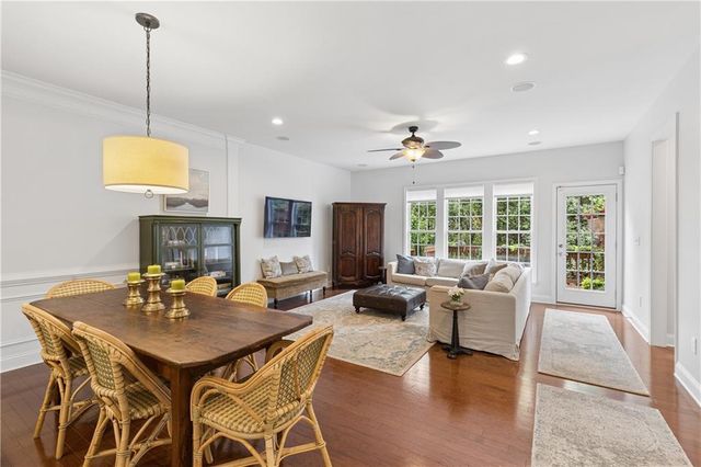 1881 Ridgemont Lane, Decatur, GA 30033