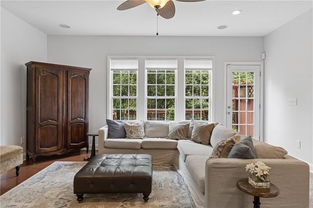 1881 Ridgemont Lane, Decatur, GA 30033