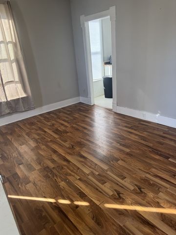 212 E 10th Street, Sterling, IL 61081