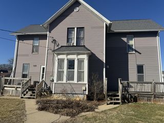 212 E 10th Street, Sterling, IL 61081