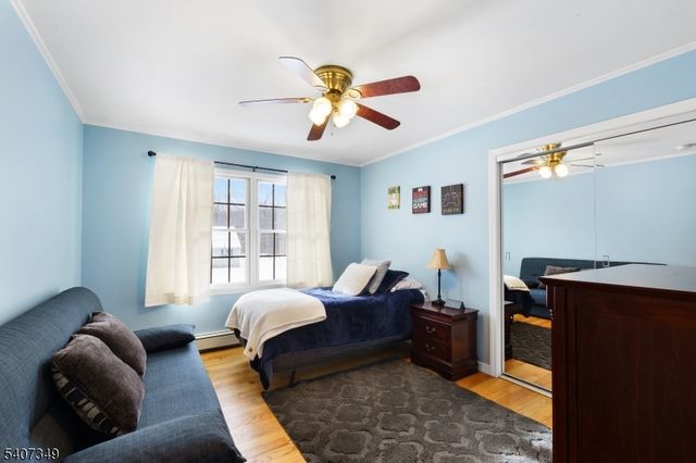 7 Mulberry Ln, Hampton Twp., NJ 07860