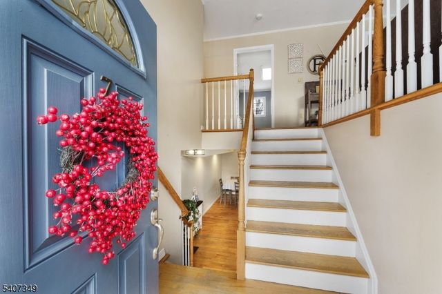 7 Mulberry Ln, Hampton Twp., NJ 07860