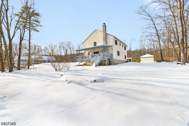 7 Mulberry Ln, Hampton Twp., NJ 07860