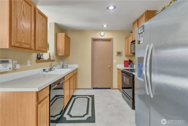 1013 Riddell Avenue NE, Orting, WA 98360