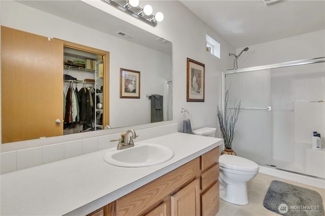 1013 Riddell Avenue NE, Orting, WA 98360