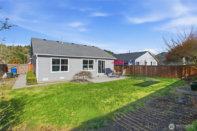 1013 Riddell Avenue NE, Orting, WA 98360