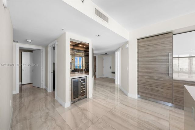 330 Sunny Isles Blvd 5-1708, Sunny Isles Beach, FL 33160