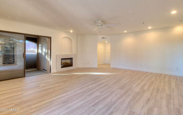 5104 N 32ND Street 408, Phoenix, AZ 85018
