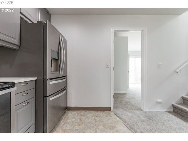 13907 Ne 63RD St, Vancouver, WA 98682