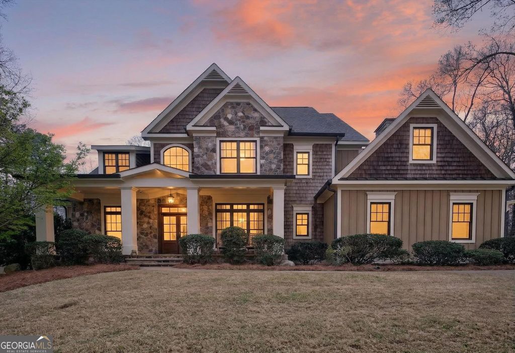 155 Reynolds Place, Fayetteville, GA 30215