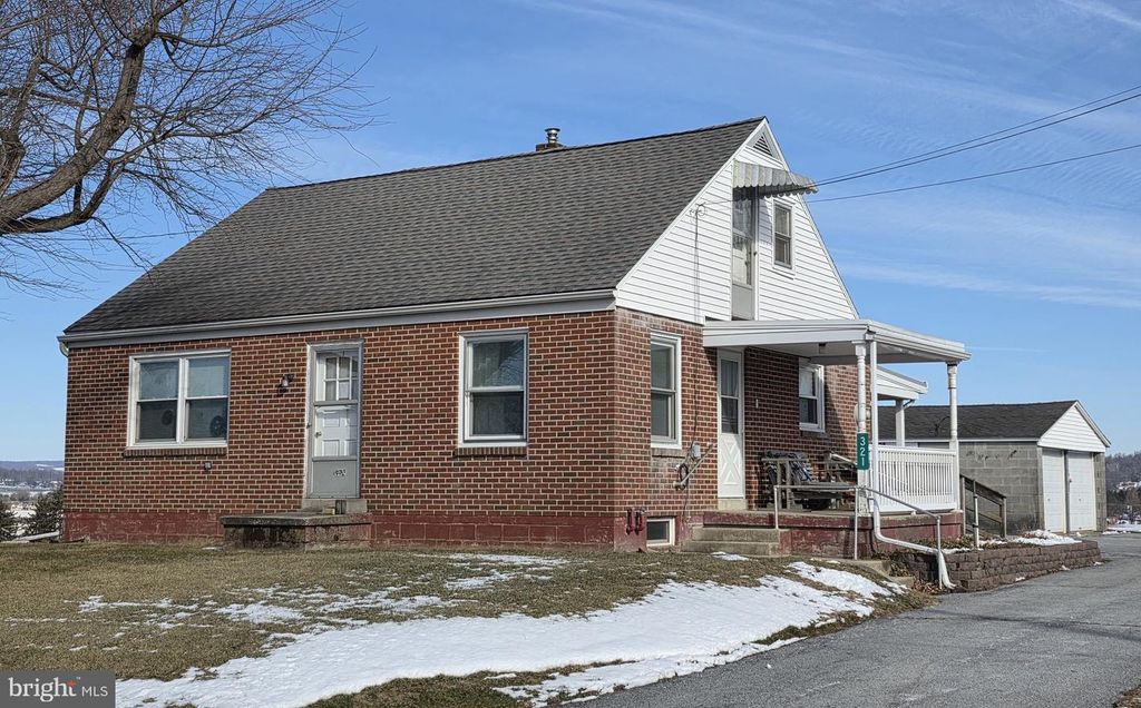 321 PFAUTZ HILL RD, Stevens, PA 17578