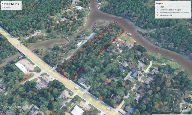 1016 E Fm 517, Dickinson, TX 77539