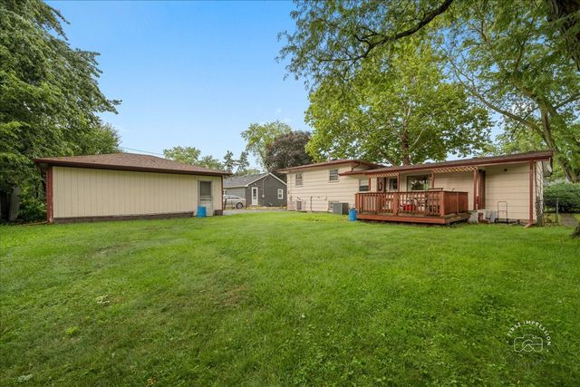 614 N Glenwood Place, Aurora, IL 60506