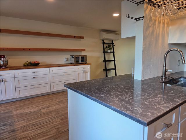 196 Nolton Road, Nordland, WA 98358