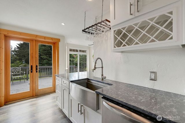 196 Nolton Road, Nordland, WA 98358