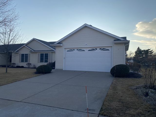 35 Madison Circle 0, Davenport, IA 52806