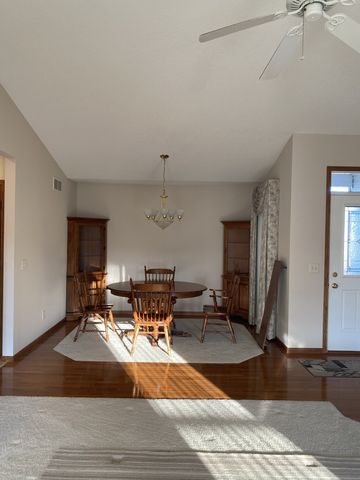 35 Madison Circle 0, Davenport, IA 52806