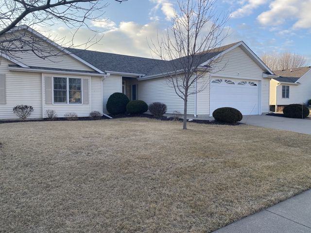 35 Madison Circle 0, Davenport, IA 52806